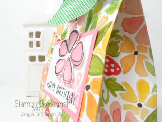 3D Friday large gift bag tutorial using Fruit Stand Designer Series Paper from Stampin' Up!
